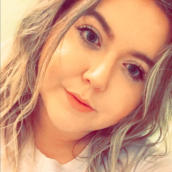 Meet your Posher, Savannah - Picture 1 of 1